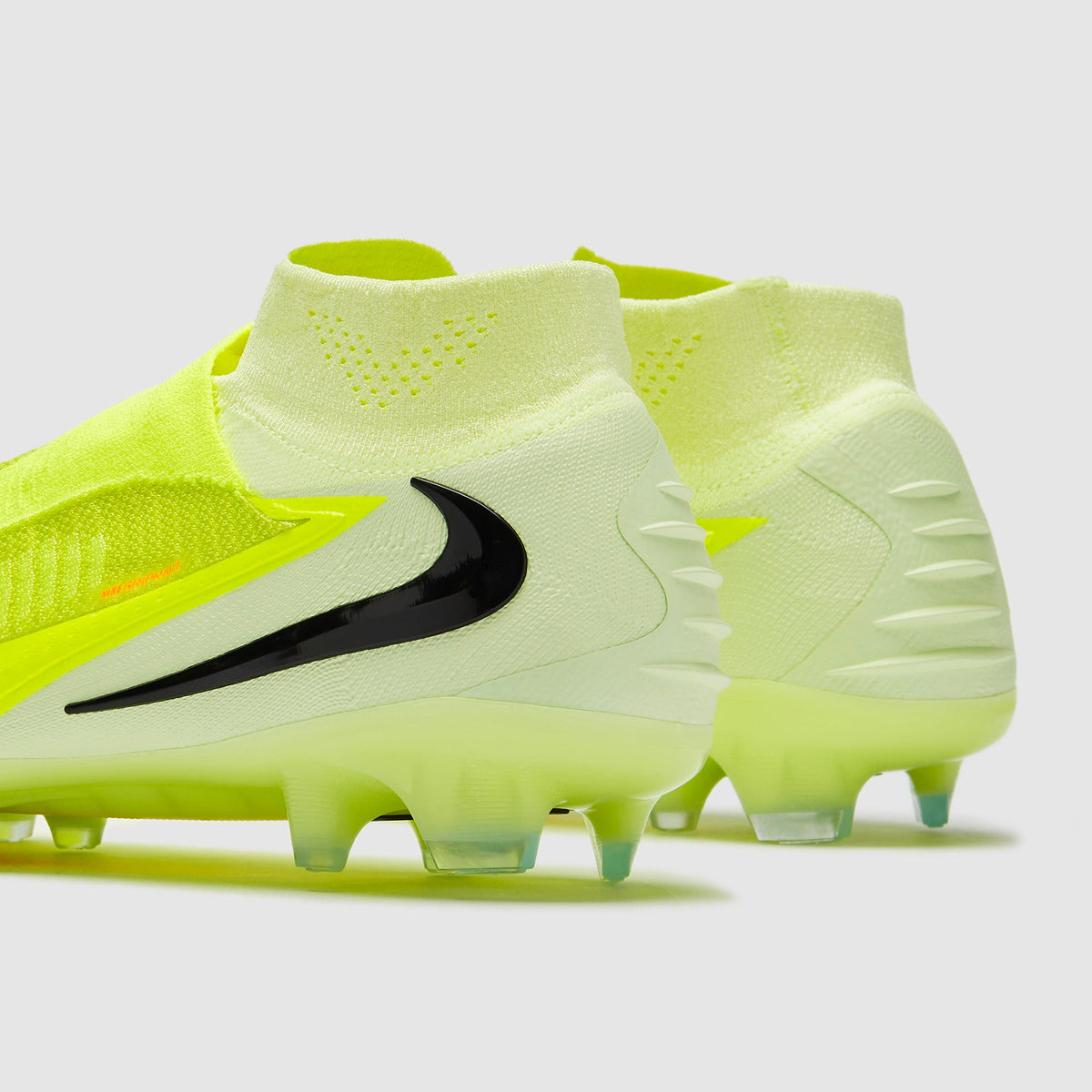 Nike Phantom 6 Elite High FG