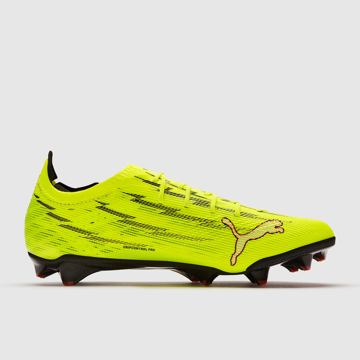 Puma Ultra 6 Carbon FG