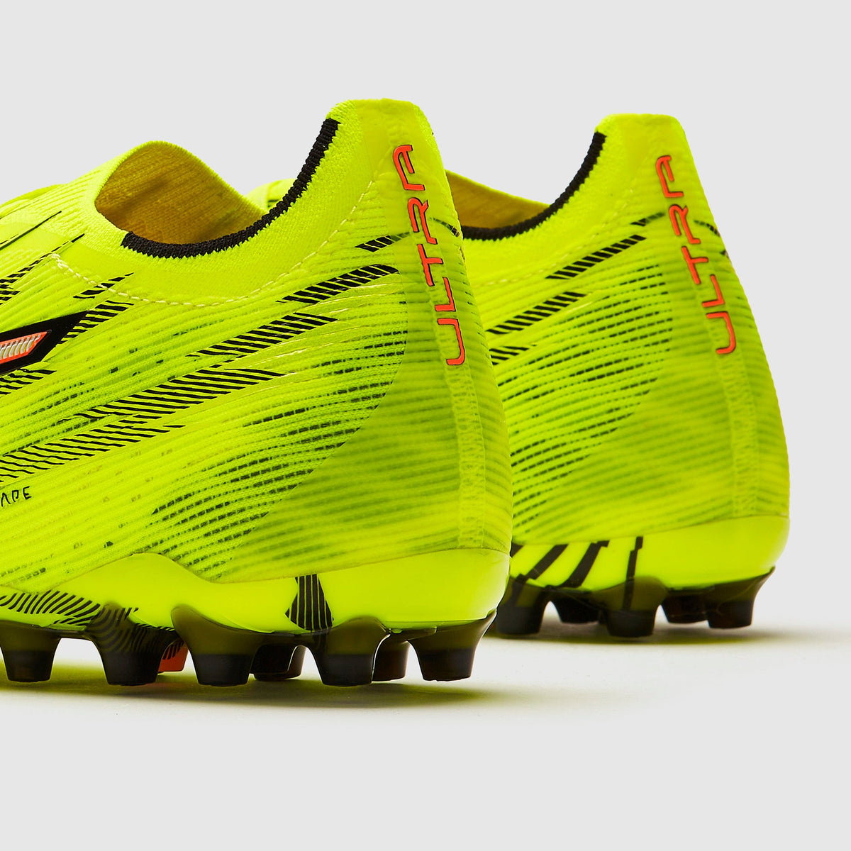 Puma Ultra 6 Ultimate MG