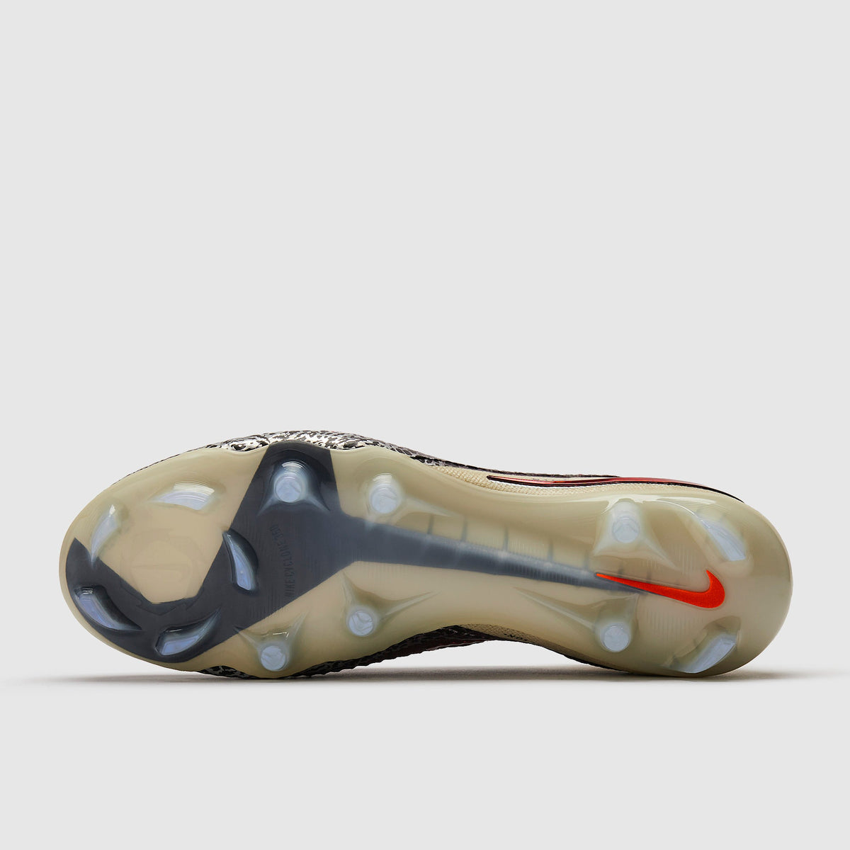 Nike Phantom 6 High Elite FG