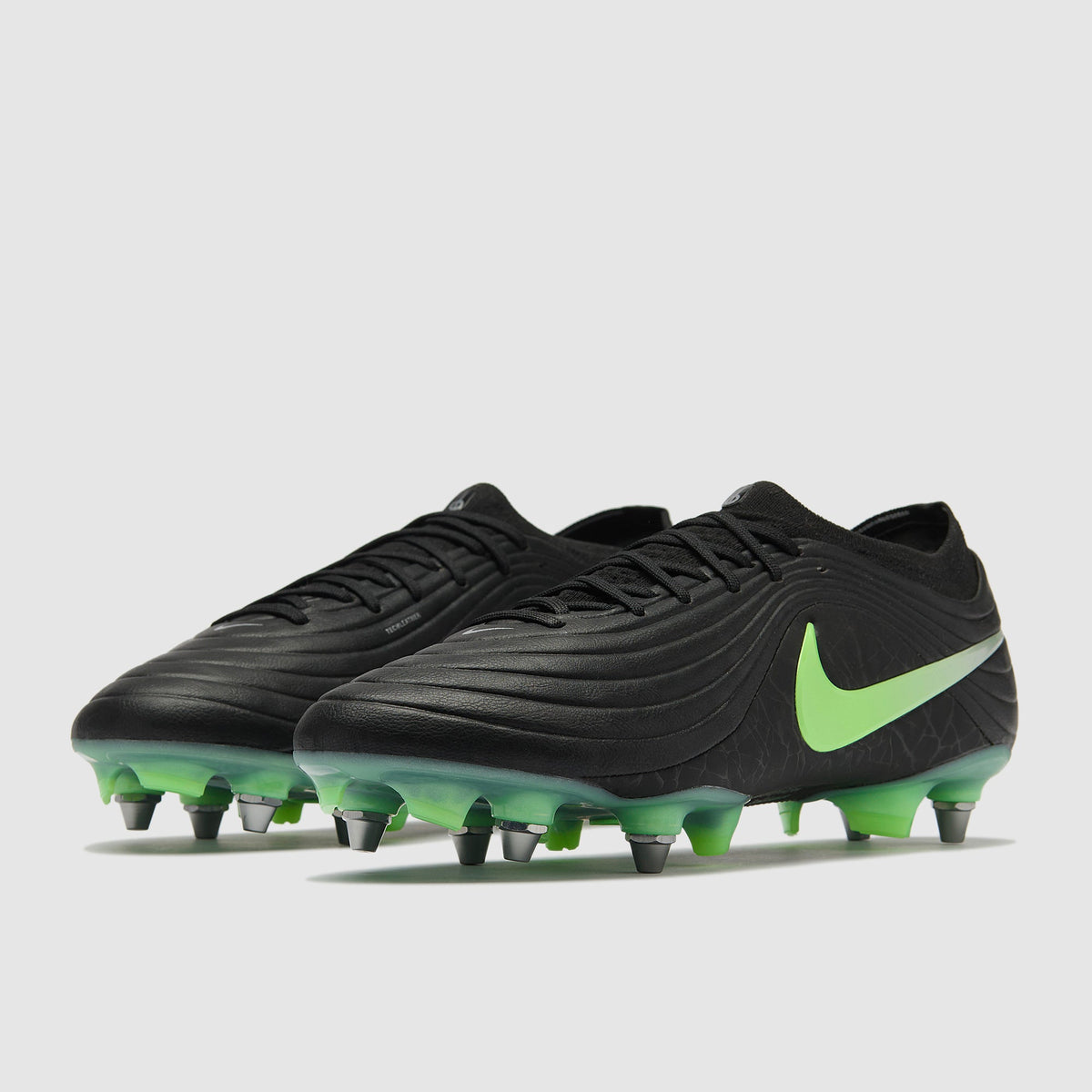 Nike Tiempo Maestro Elite SG-Pro