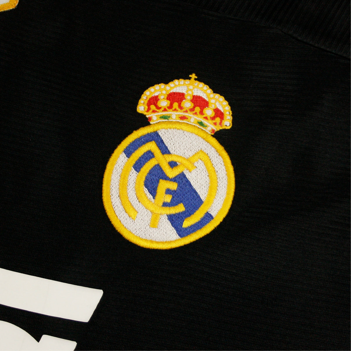 1999-01 Real Madrid CF 2a Equipación product image 4