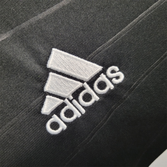 2010-11 Real Madrid CF 2a Equipación product image 3