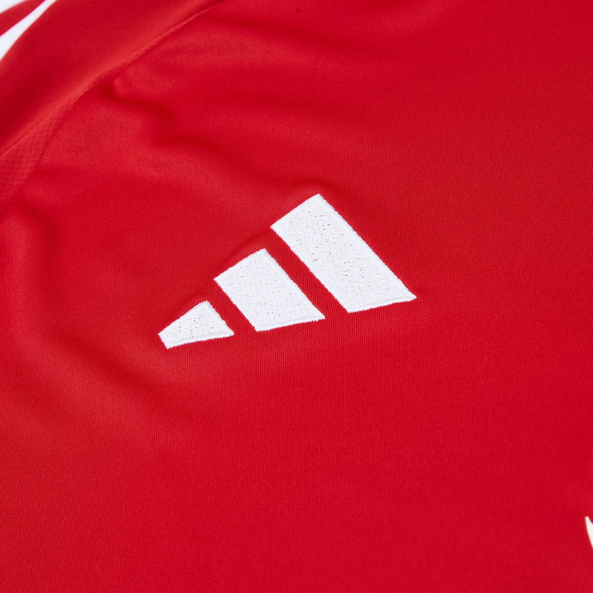 2024-25 Manchester United FC 1a Equipación product image 6